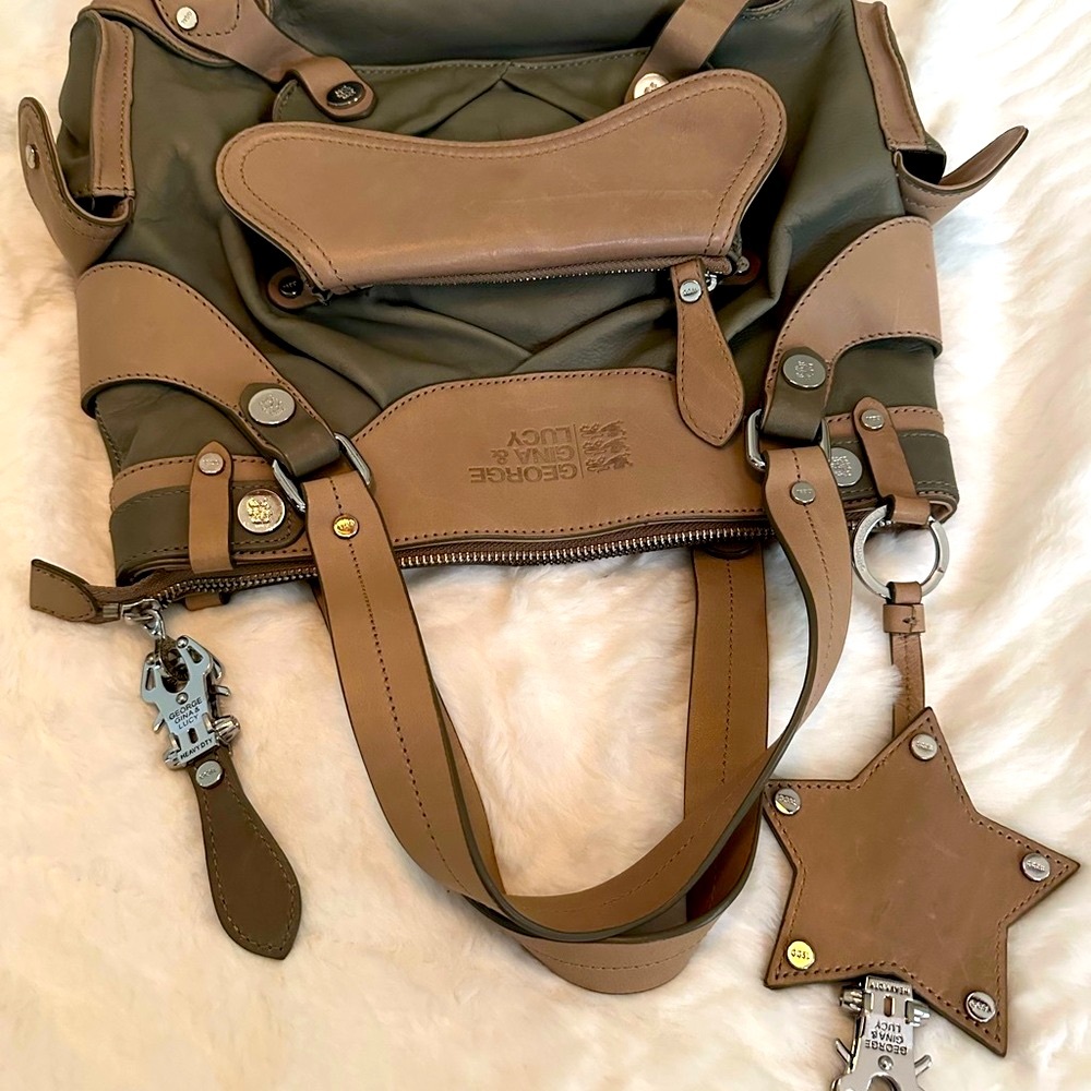 George Gina & Lucy Leather Satchel Purse Bag
Green & Tan key